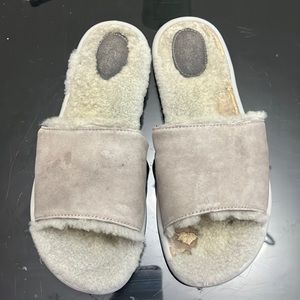 Ugg slippers open toe slipper grey